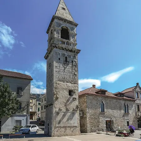 Awesome In Kastel Sucurac Holiday home Kastela